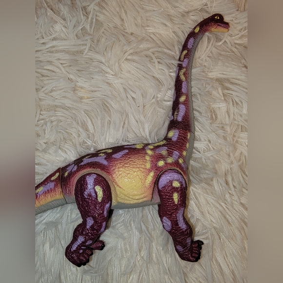 GeoWorld Poseable Brachiosaurus - GUC - Picture 2 of 11